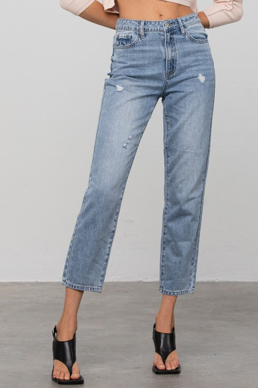 HIGH RISE STRAIGHT JEANS