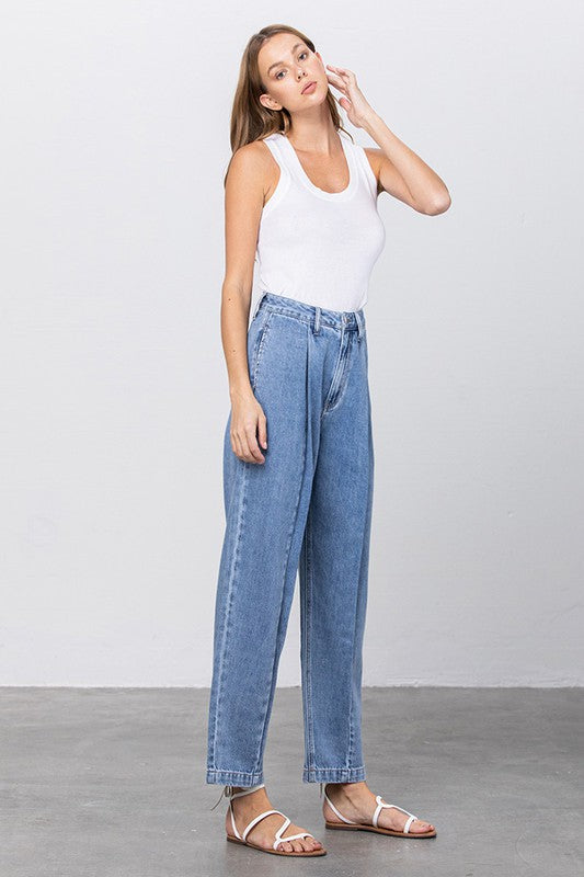 HIGH WAIST SLOUCHY JEANS