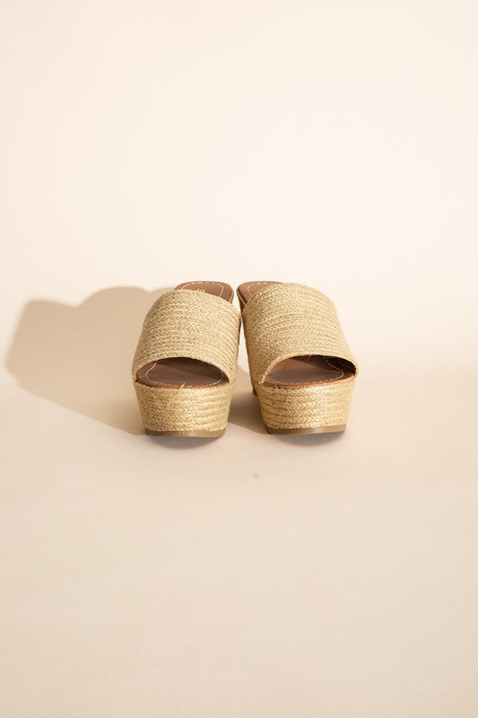 PLATFORM RAFFIA WEDGE